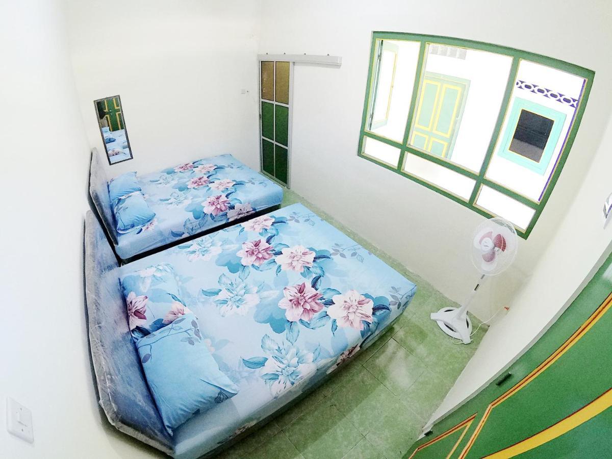 Ngadiwinatan Alleyway Guest House Jogja Yogyakarta Eksteriør bilde